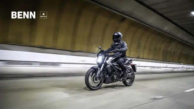 Carro Bajaj Dominar 250 2025 250