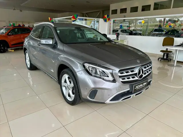Carro Mercedes-Benz GLA 200 2020  Advance 1.6 Turbo (Aut)