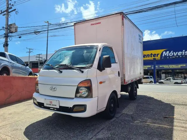 Carro Hyundai HR 2016 2.5 CRDi HD Longo sem Caçamba