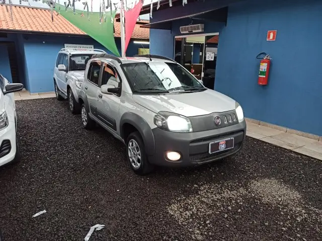 Carro Fiat Uno Mille 2013 Uno Mille WAY ECONOMY 1.0 F.Flex