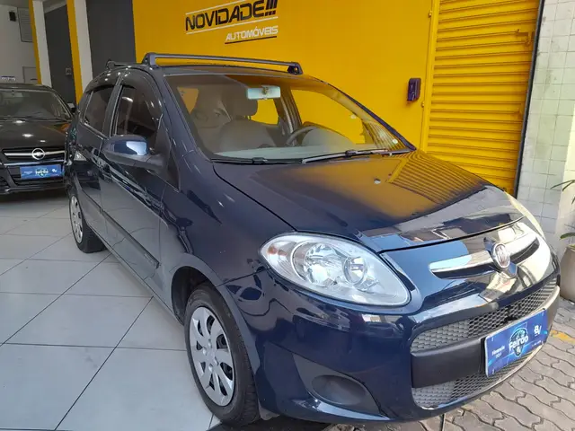 Carro Fiat Palio 2014 Attractive 1.0 8V (Flex)