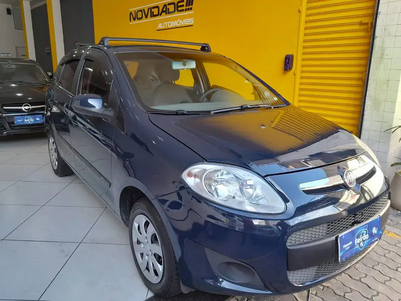 Fiat Palio Attractive 1.0 8V (Flex)