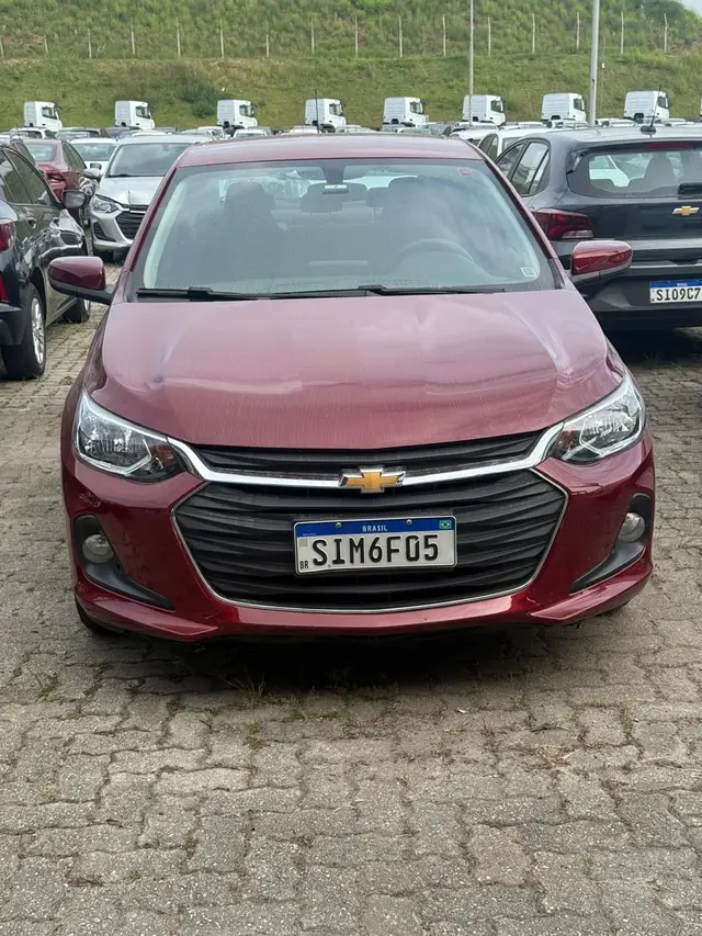Carro Chevrolet Onix Plus 2024 LT 1.0