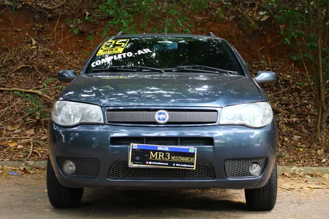 Carro Fiat Palio Weekend 2005 ELX 1.3 8V