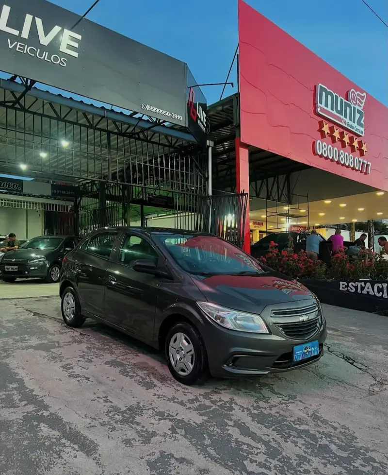 Chevrolet Onix 1.0 LT SPE/4