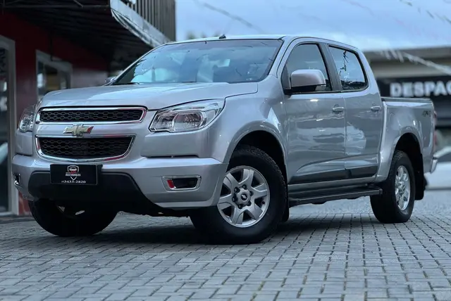 Carro Chevrolet S10 Cabine Dupla 2013 S10 2.8 CTDI LT 4WD (Cabine Dupla)