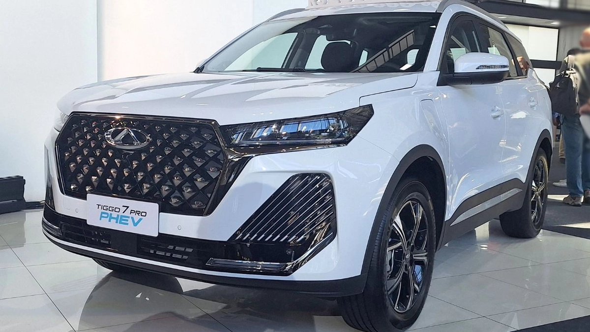 SUV ostenta motor 1.5 turbo híbrido plug-in de mais de 300 cv e pacote de equipamentos recheado