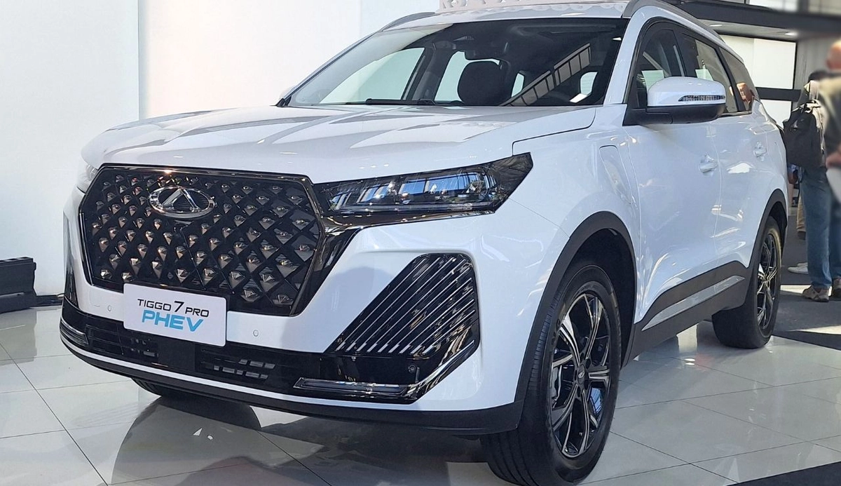 SUV ostenta motor 1.5 turbo híbrido plug-in de mais de 300 cv e pacote de equipamentos recheado