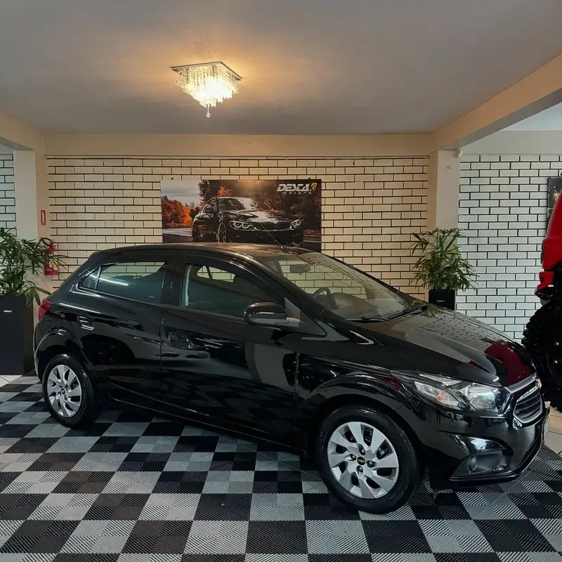 Chevrolet Onix LT 1.4 8V FlexPower 5p Mec.