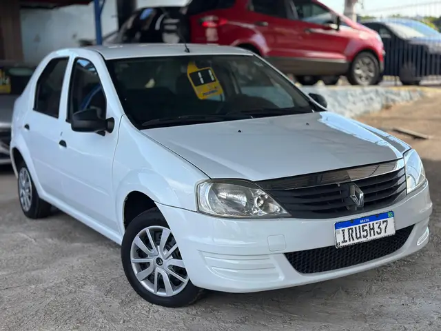 Carro Renault Logan 2011 Authentique 1.0 16V (flex)