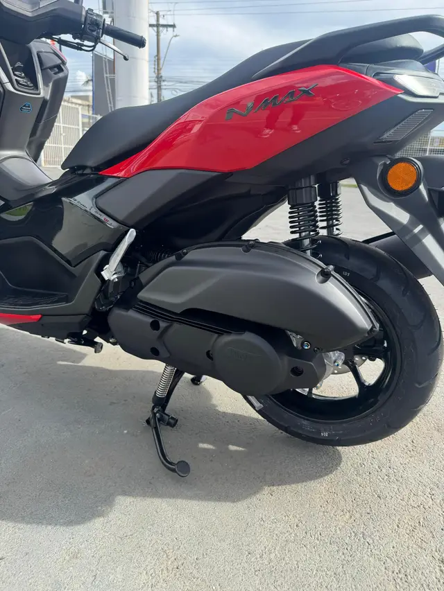 Moto Yamaha NMax 2025 Connected 160 ABS