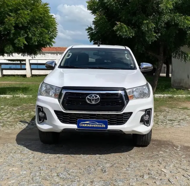Carro Toyota Hilux Cabine Dupla 2020 Hilux 2.8 TDI CD STD Power Pack 4x4