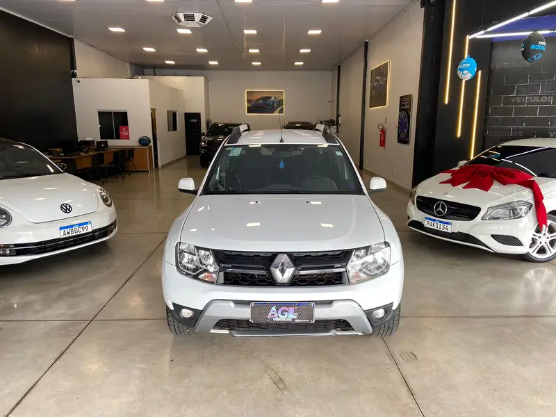 Renault 2.0 16V Dynamique (Flex)