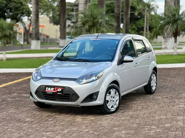 Carro Ford Fiesta Hatch 2011 1.0 (Flex)