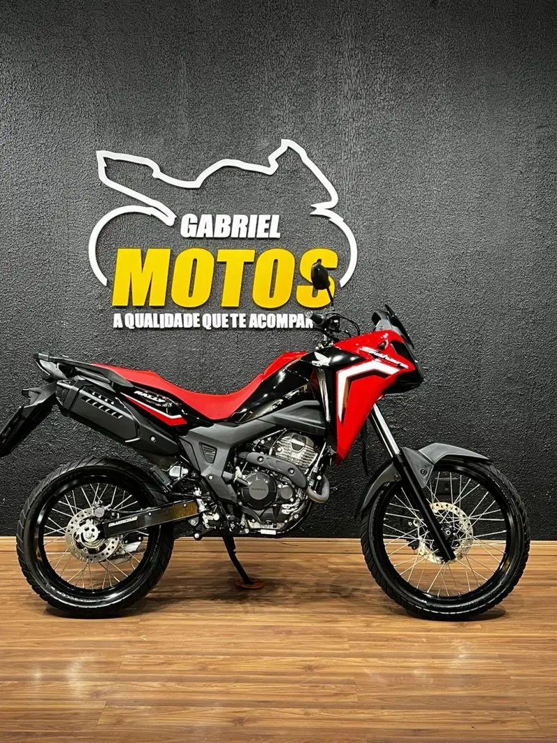 Honda XRE Sahara 300 Rally