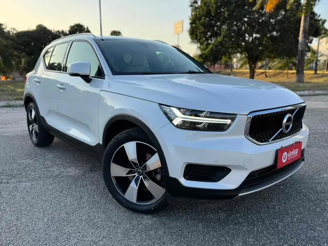 Carro Volvo XC40 2021 2.0 T4 Momentum FWD