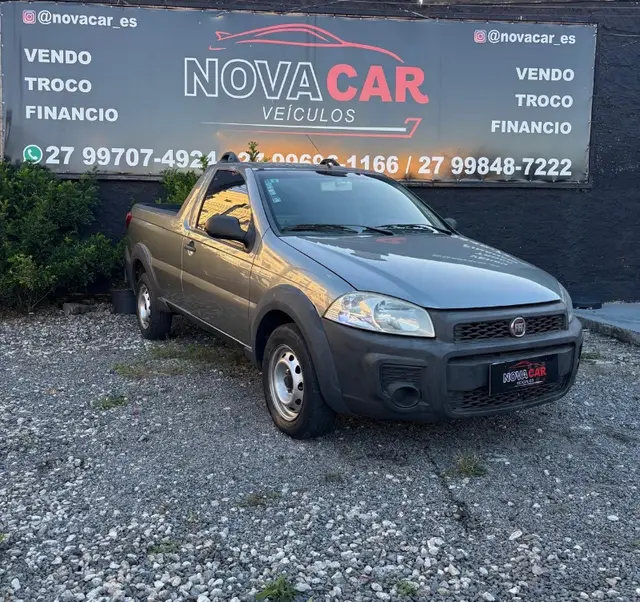Carro Fiat Strada 2015 Working 1.4 (Flex)