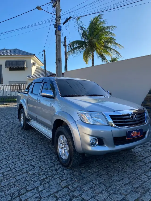 Carro Toyota Hilux Cabine Dupla 2015 Hilux 2.7 SRV CD 4x2 (Flex) (Aut)