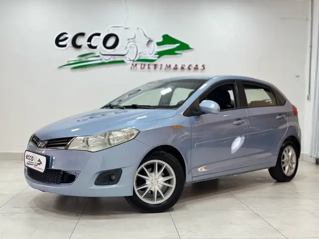 Carro CAOA Chery Celer 2013 Hatch 1.5 16V (Flex)