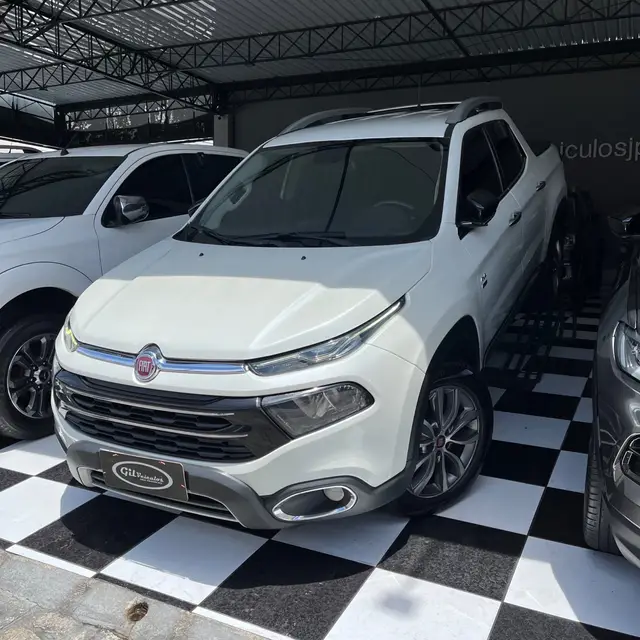 Carro Fiat Toro 2021 2.0 TDI Volcano Auto 4WD