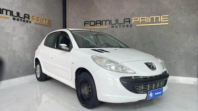 Carro Peugeot 207 2011 Hatch X-Line 1.4 8V (flex) (4 p.)