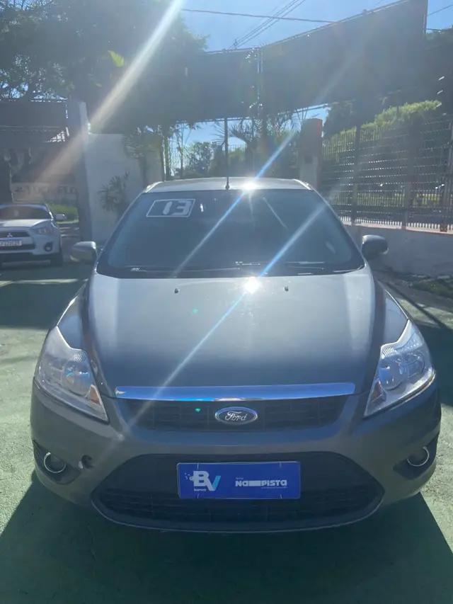 Carro Ford Focus Sedan 2013 GLX 2.0 16V (Flex)