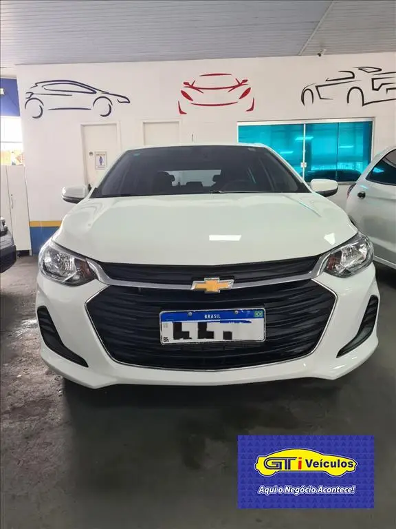 Carro Chevrolet Onix 2023 1.0