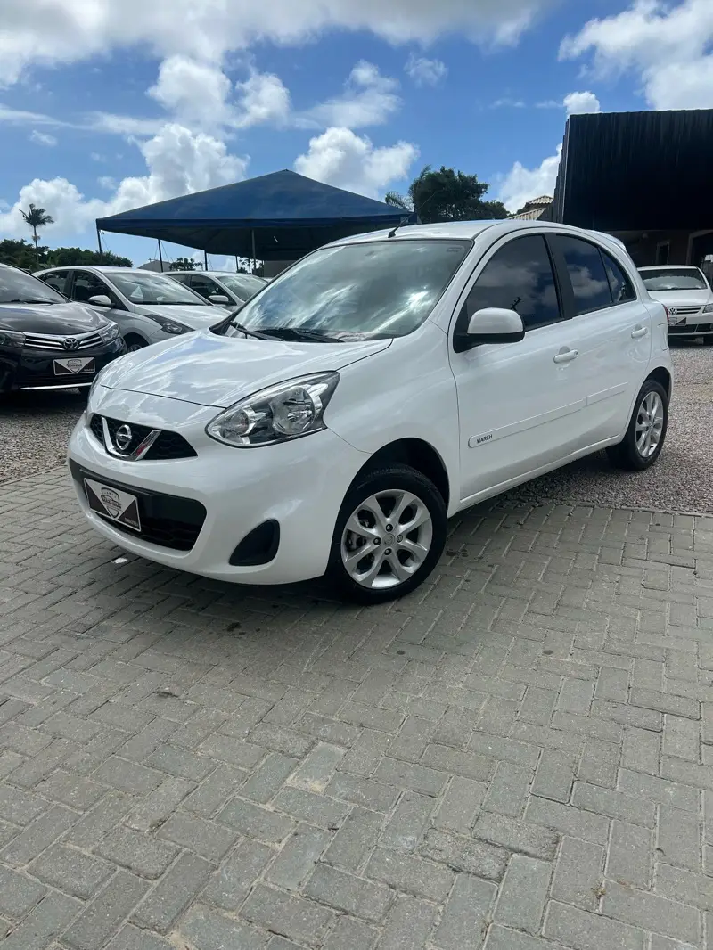 Nissan March 1.0 12V SV (Flex)