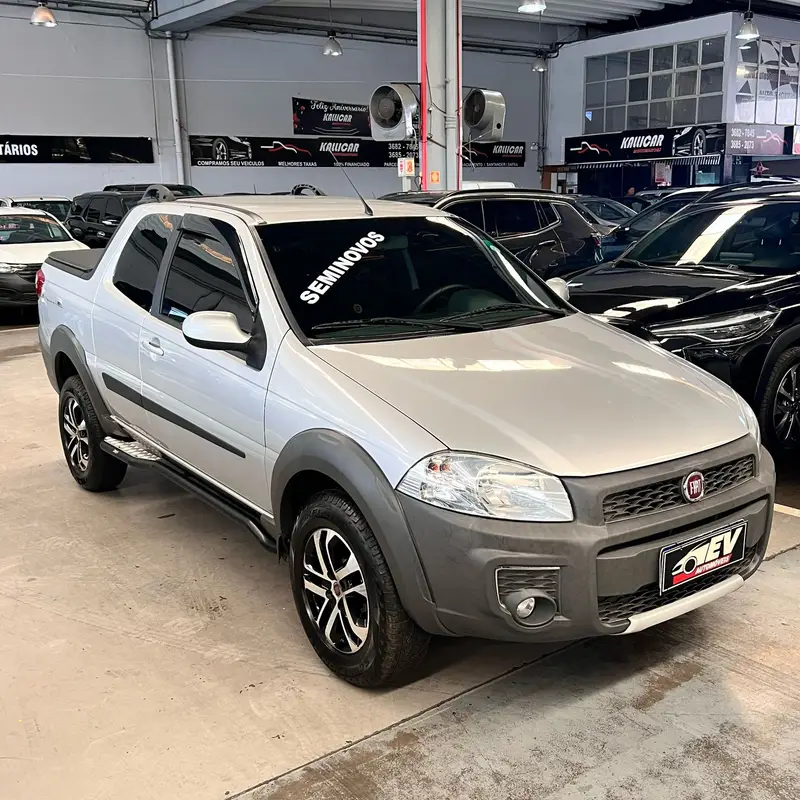 Fiat Strada Freedom 1.4 CD (Flex)
