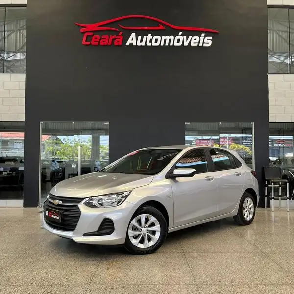Carro Chevrolet Onix 2023 LT 1.0