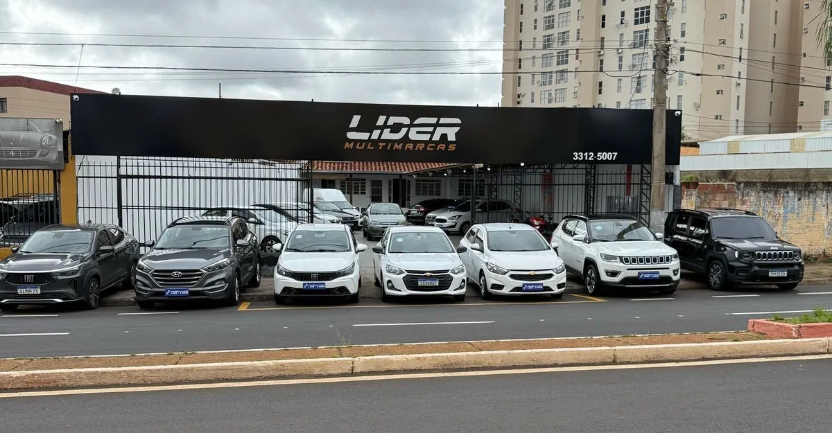 Fachada da loja Veículos à venda em Lider Multimarcas - Uberaba - MG | Mobiauto