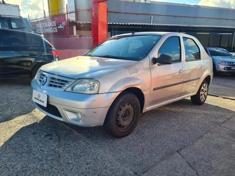 Renault Logan Expression 1.0 16V (flex)
