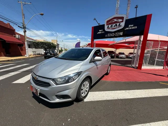 Carro Chevrolet Onix 2019 1.0 LT SPE/4