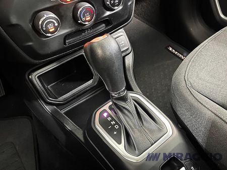 Renegade Sport 1.8 4x2 (Aut) (Flex)