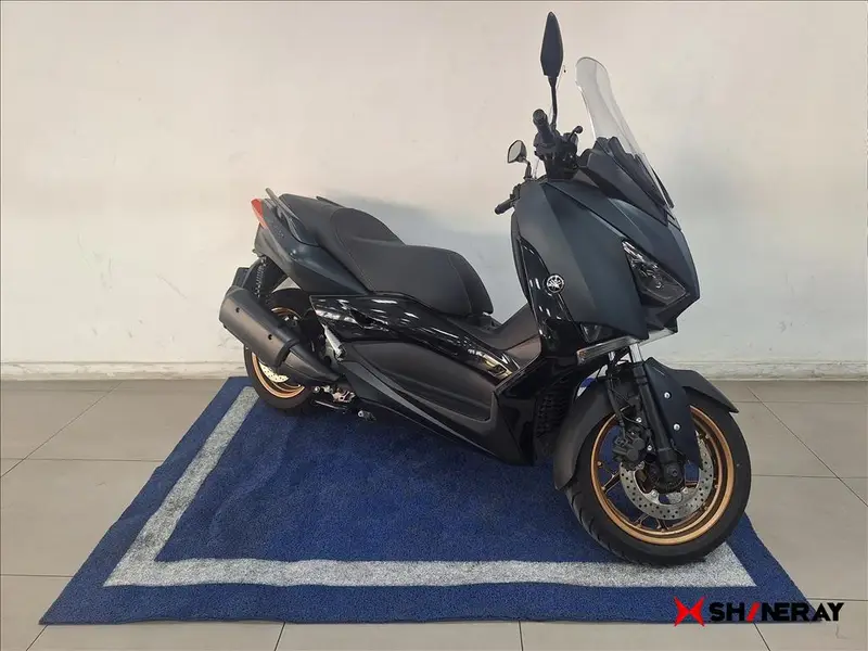 Yamaha XMax ABS