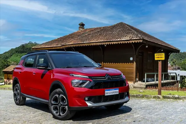 Carro Citroën C3 Aircross 2025 Shine 1.0 Flex TB 200 Aut.