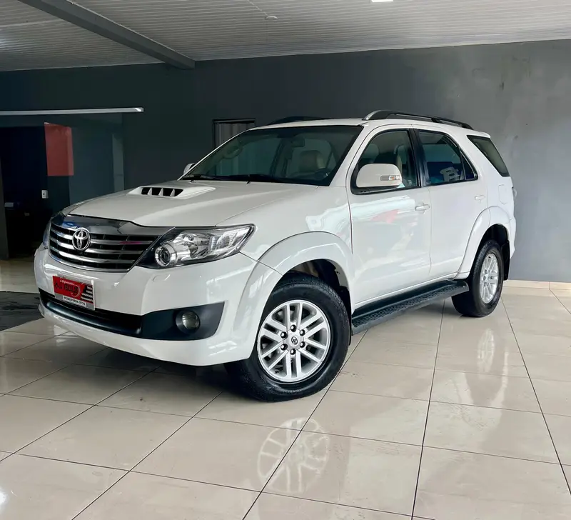 Toyota SW4 Hilux  3.0 TDI 4x4 SRV 5L