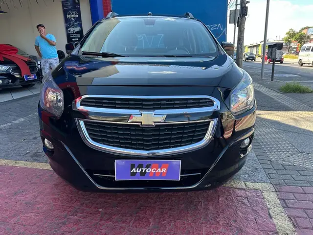 Carro Chevrolet Spin 2017 Advantage 5S 1.8 (Flex) (Aut)