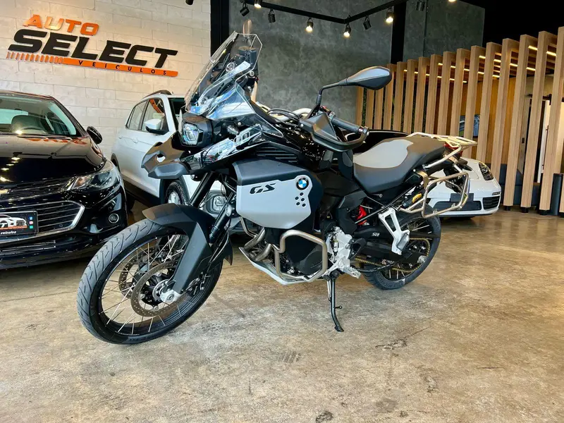 BMW F 900 GS Adventure Plus