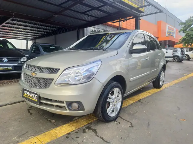 Carro Chevrolet Agile 2011 LTZ 1.4 8V (Flex)