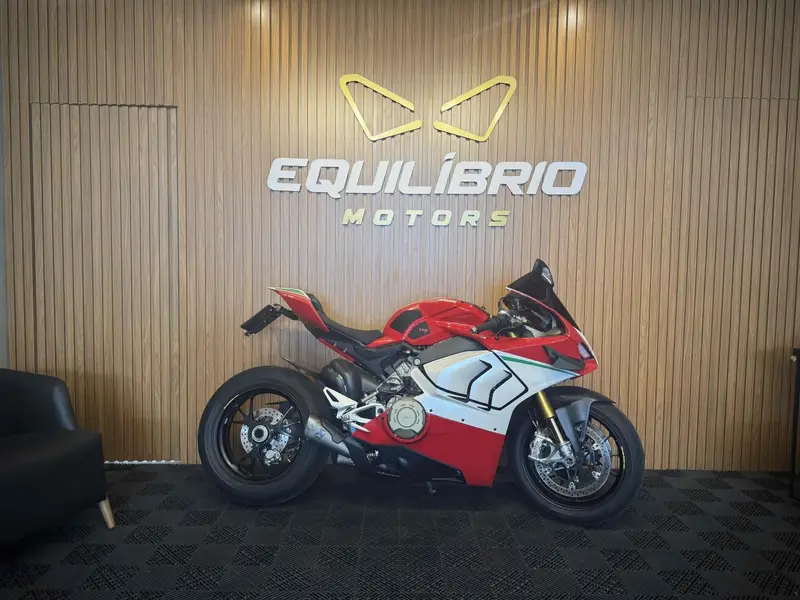 Ducati Panigale V4 S