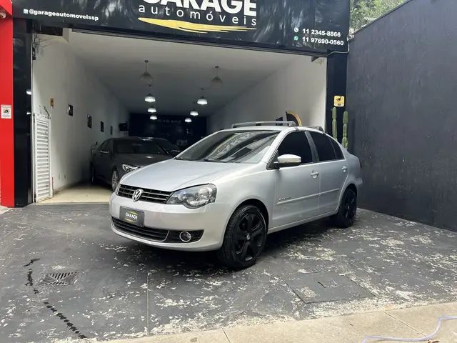 Carro Volkswagen Polo Sedan 2013 Comfortline 1.6 8V (Flex)