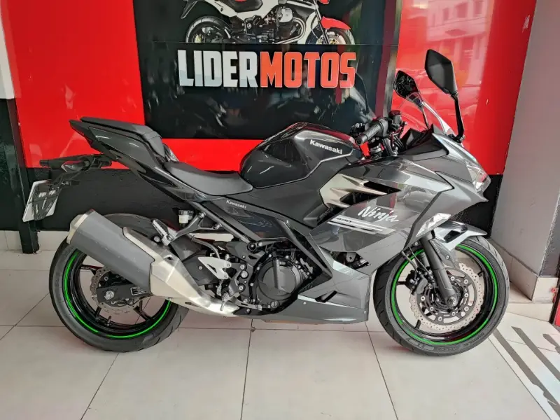 Kawasaki Ninja 400
