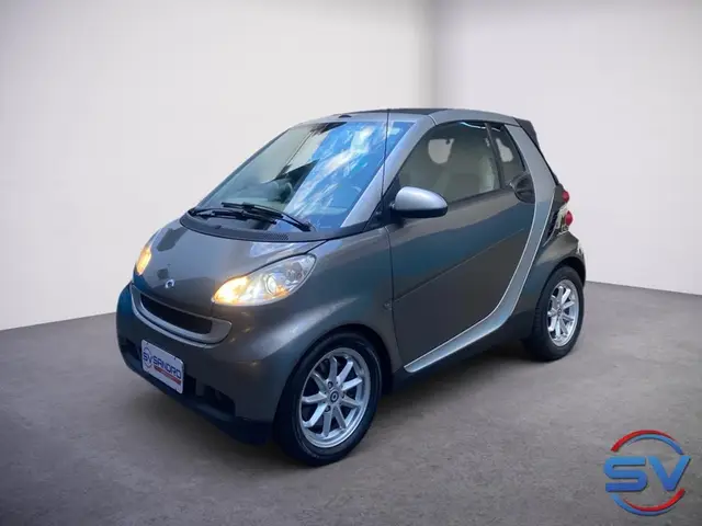 Carro Smart Fortwo Cabrio 2010 fortwo Passion Cabrio