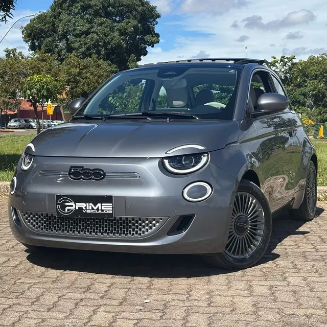Carro Fiat 500e 2022 Icon elétrico (Aut)