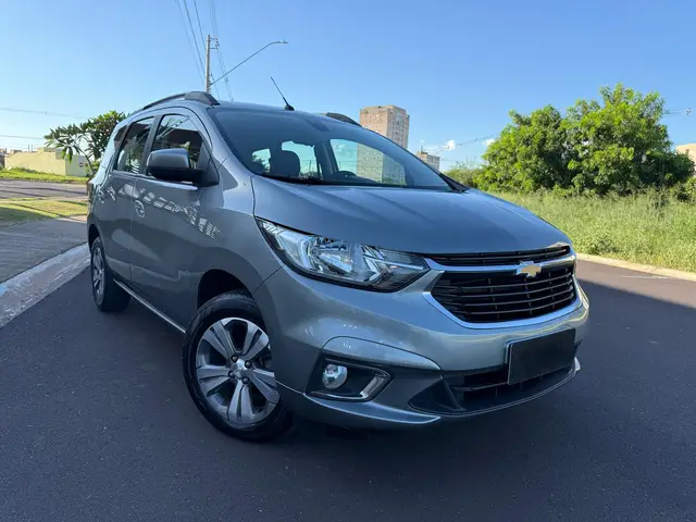 Carro Chevrolet Spin 2024 Premier 1.8 (Aut.)