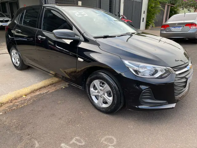 Carro Chevrolet Onix 2023 1.0