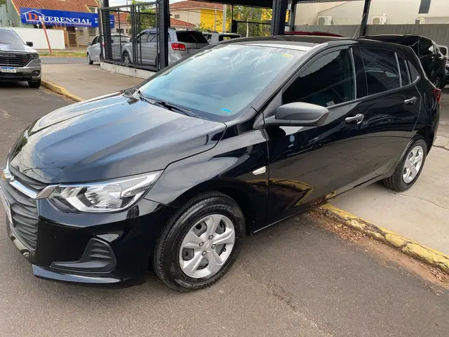 Carro Chevrolet Onix 2023 1.0