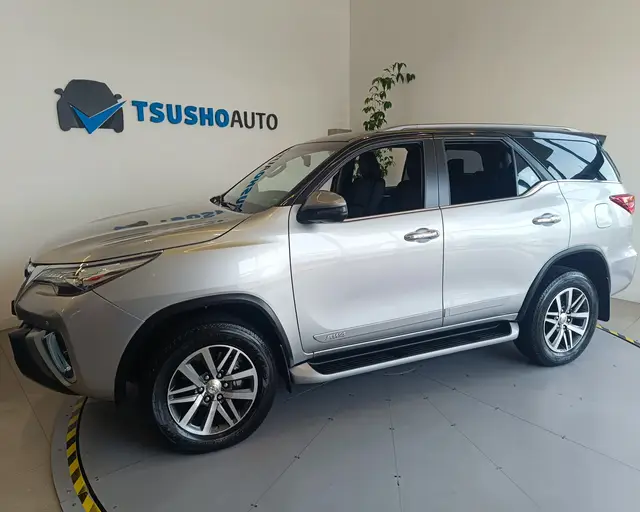 Carro Toyota SW4 2020 2.8 TDI SRX 7L 4x4 (Aut) (Diesel)
