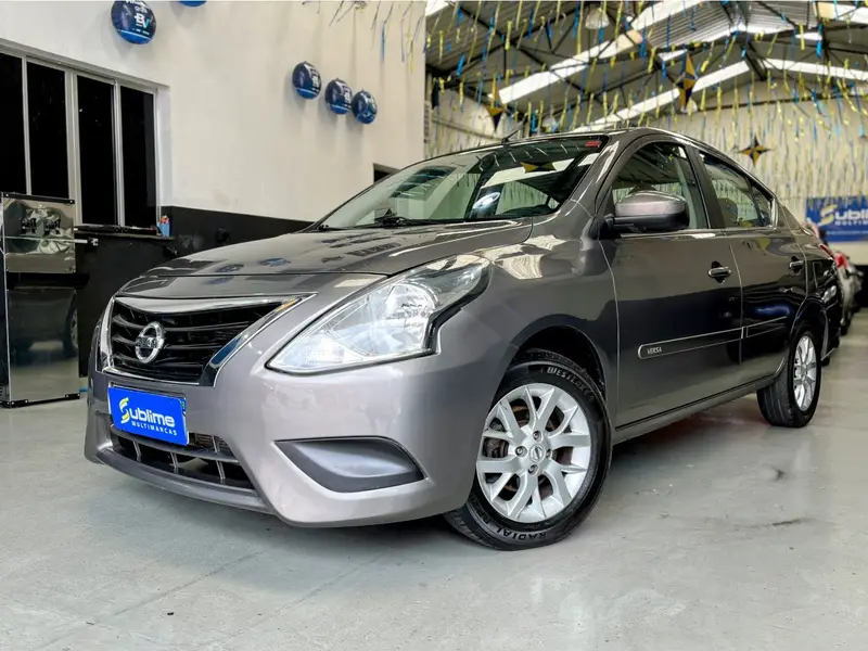 Nissan Versa 1.6 16V SV FlexStart CVT (Flex)